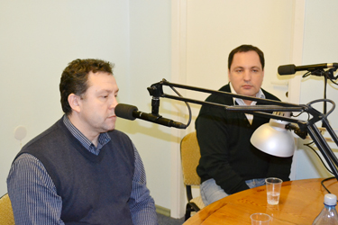 Erki Saarman (vasakul) ja Jüri Kaver raadio Marta eetris. Fotod: PILLE IVASK