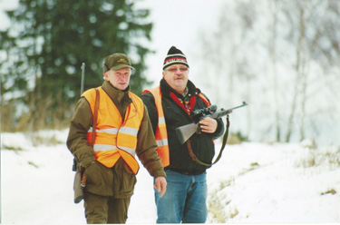 Suurtalunikud Aivar (vasakul) ja eile 55aastaseks saanud Avo valmistuvad positsioone sisse võtma. Foto: KALEV ANNOM