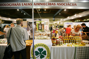 Läti ökotoodete paviljon Riia toidumessil. Foto: INNO TÄHISMAA