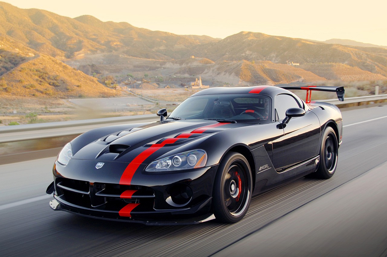 Dodge Viper SRT-10 Pilt on illustratiivne  FOTO: Internet