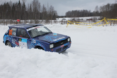 Võrumaa rallimeestest jõudsid ainsana finišisse Steven Viilo ja Taivo Tuusis võistlusautoga Toyota Starlet ning tulid E-rühmas kolmandaks, ralli üldarvestuses said nad 35. koha. Foto: BIRGIT PETTAI