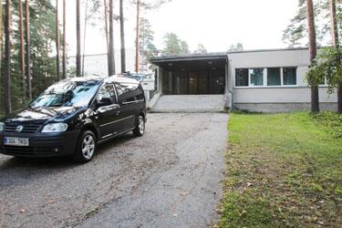 Leinasaalil on metsa ääres eraldi sissepääs. Foto: INNO TÄHISMAA