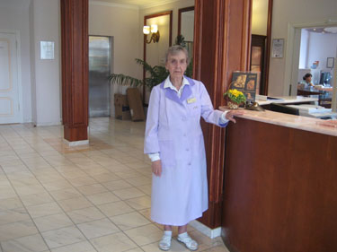 Kogenud laboriarst Pia-Astrid Ott Elite kliinikus, kus ta on töötanud juba mitukümmend aastat. Foto: IRJA TÄHISMAA
