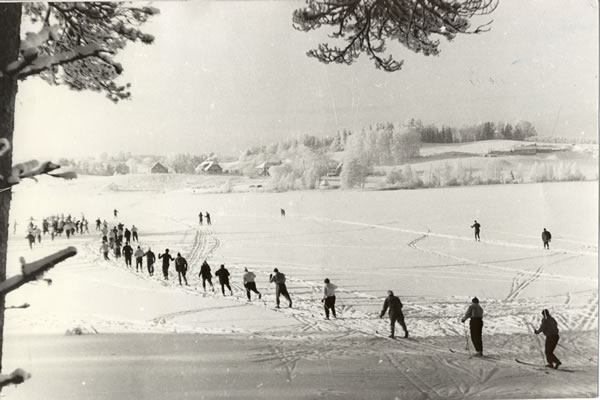 Esimene Tartu Maraton aastal 1960  FOTO: Eesti Spordimuuseum