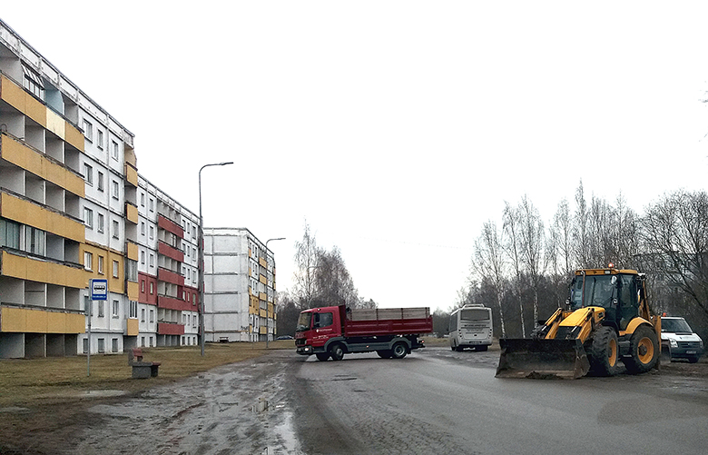 Danpoweri soojustorustiku remonditööd eile Luha tänaval. Foto: TOMI SALUVEER