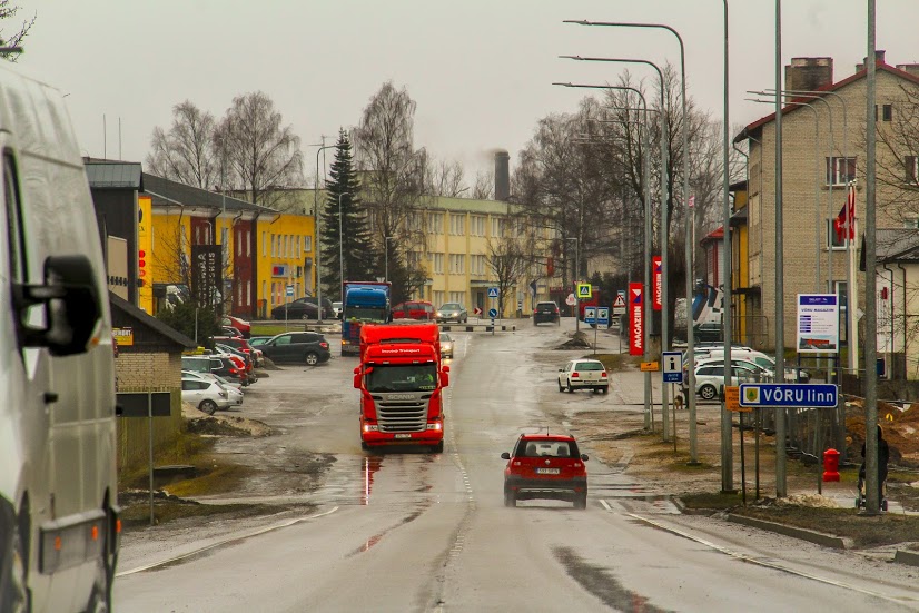 Võru linn saab Räpina maantee rekonstrueerimiseks 690 630 eurot toetust. Foto: AIGAR NAGEL