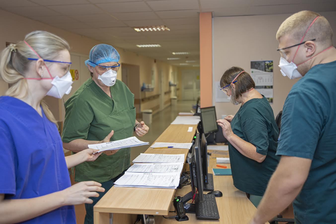 Lõuna-Eesti haigla personal annab endast parima, et Covidpatsiendid saaks terveks ravitud. Foto: AIGAR NAGEL