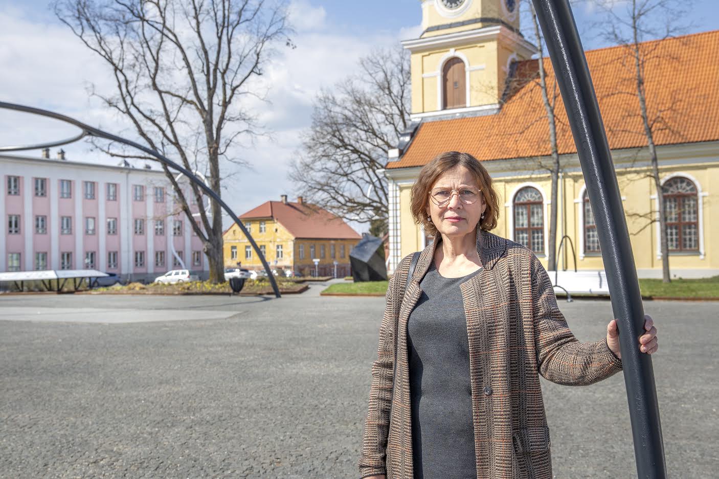 Võru linnavalitsuse rahandusosakonna juhataja Kerstin Tammjärv kinnitab lehele, et kokku laekus linlastelt konkursile 13 ideed. Foto: AIGAR NAGEL
