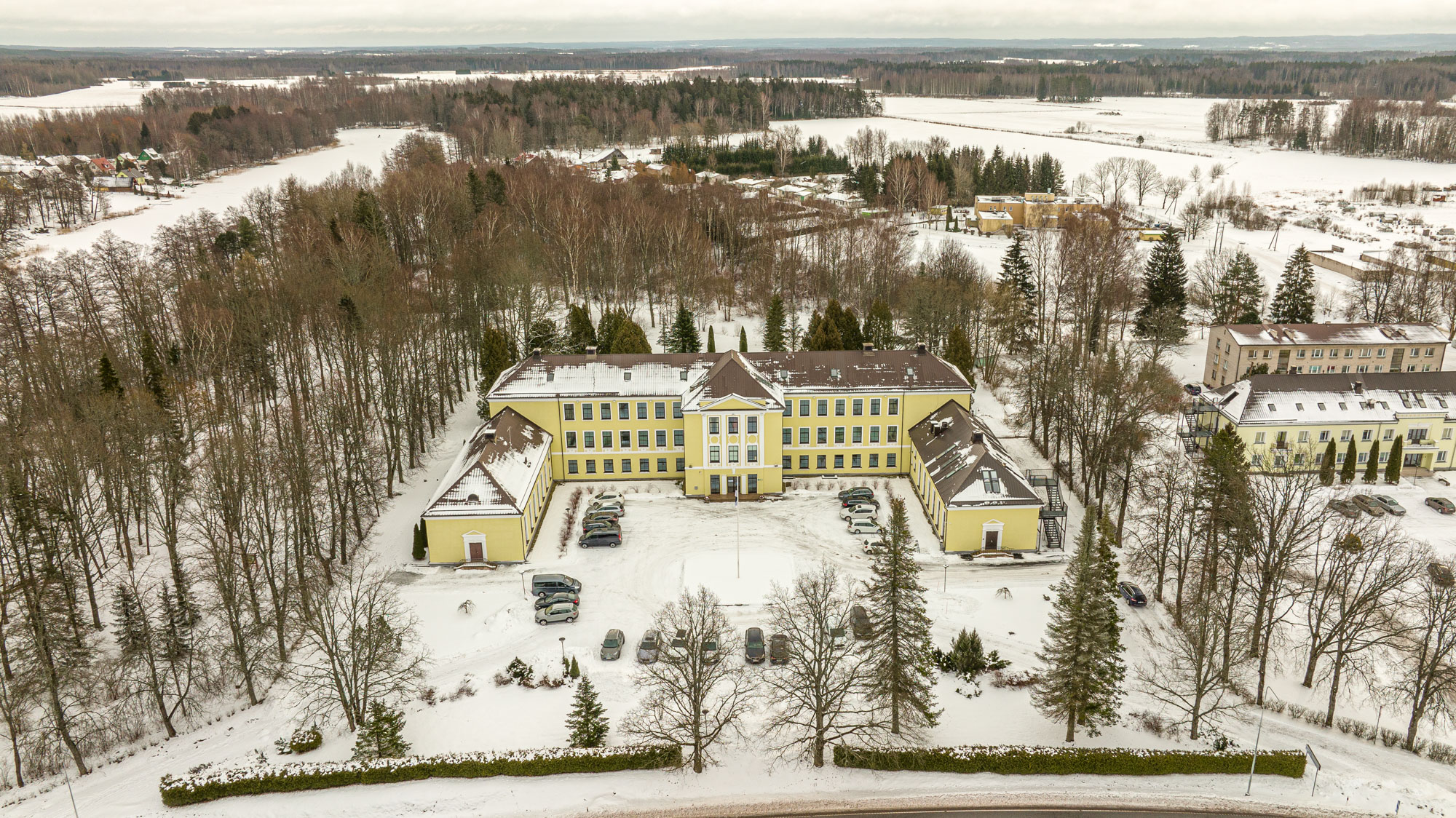 Kutsehariduskeskuse tublid õppijad saavad suurettevõtjatelt tubli stipendiumi FOTO: Aigar Nagel