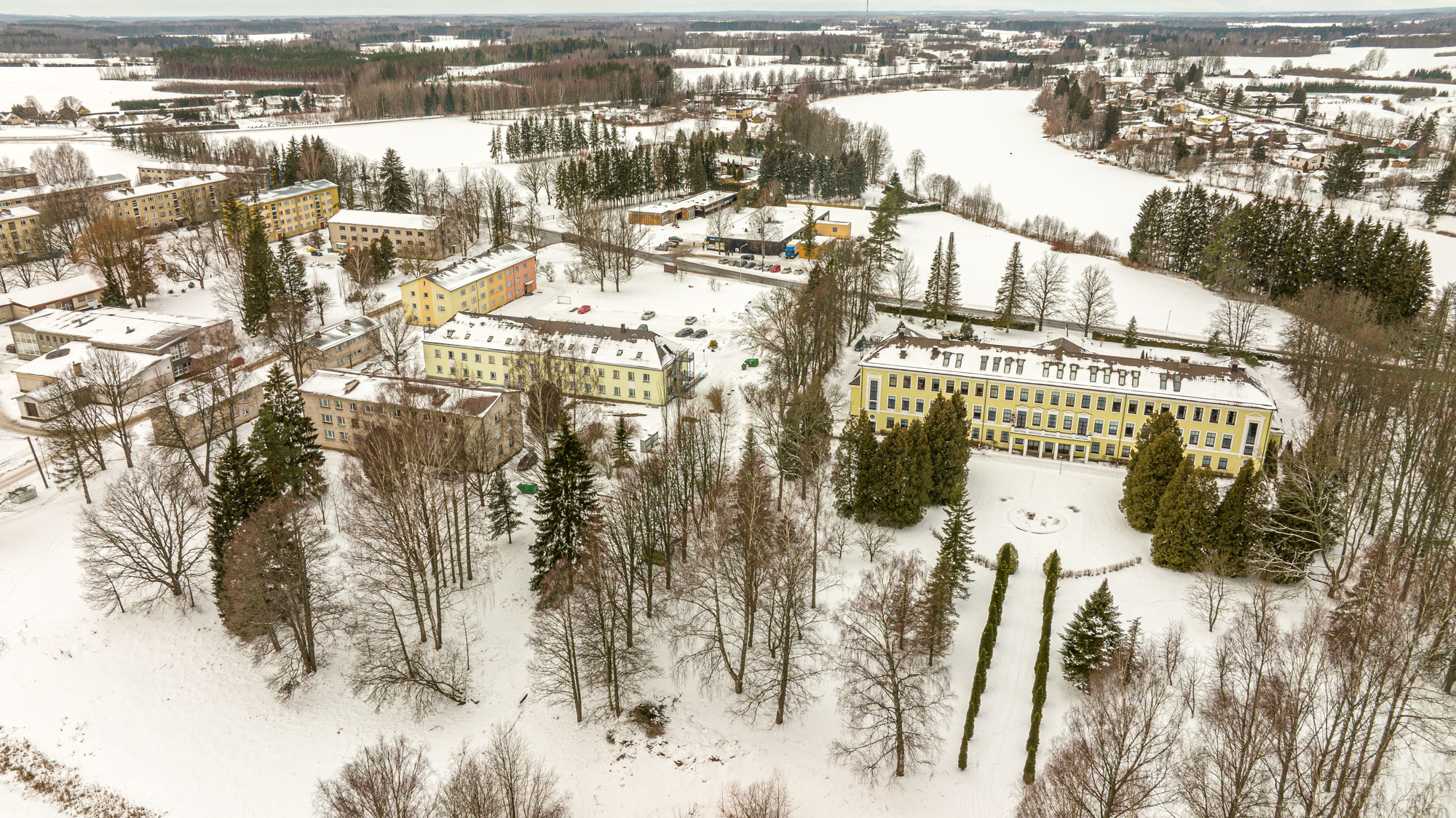 Kutsehariduskeskuse tublid õppijad saavad suurettevõtjatelt tubli stipendiumi FOTO: Aigar Nagel