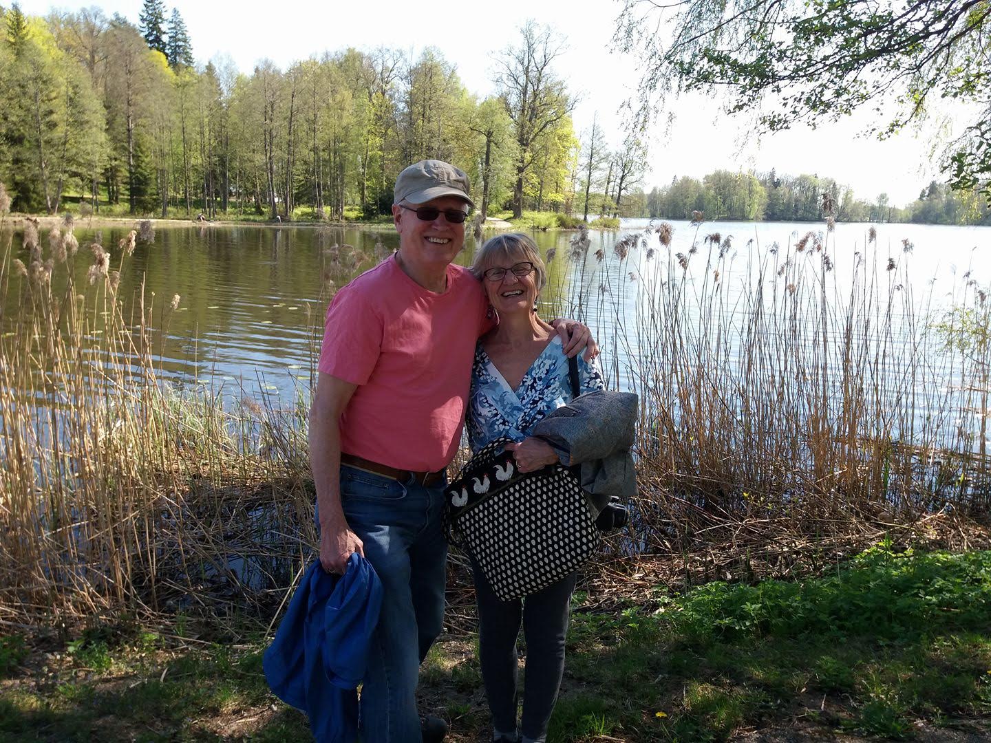 Alan ja Marianne Brokaw 2018. aasta mais Pühajärvel. Foto: ERAKOGU