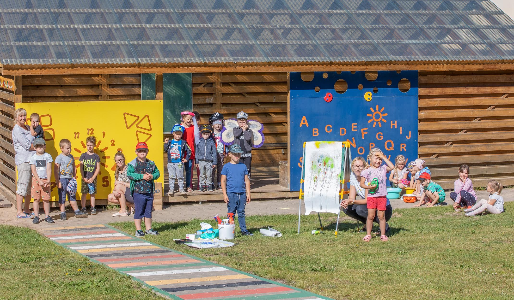 Võru linna valvelasteaias Sõleke on avatud eraldi rühmad Okasroosikese, Päkapiku, Sõlekese ja Punamütsikese lastele. FOTO: Aigar Nagel