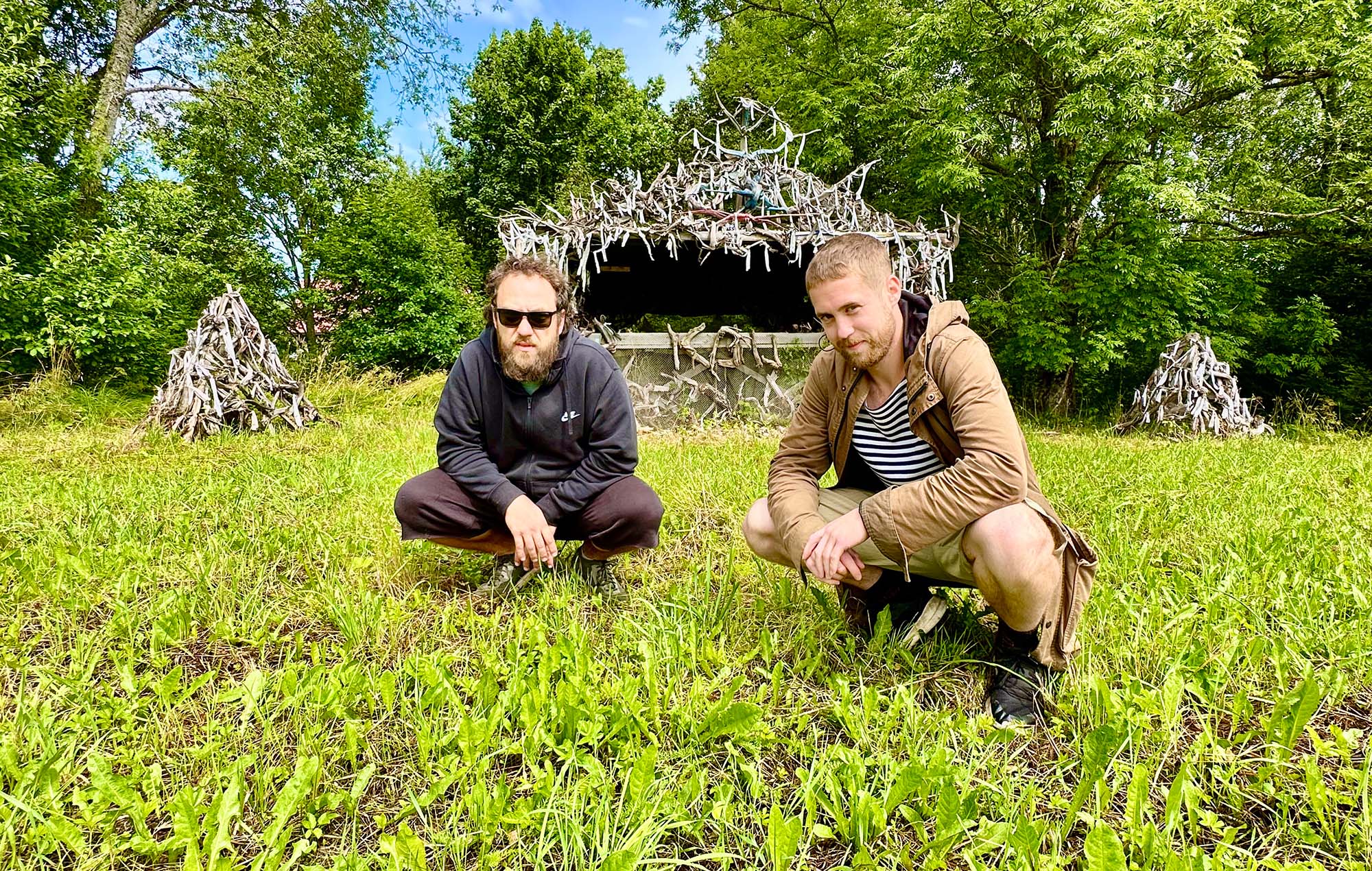 Festivali KÕU peakorraldajad Lauri Kütt (vasakul) ja  Markus Truup pealava ees.  Foto: KALEV ANNOM