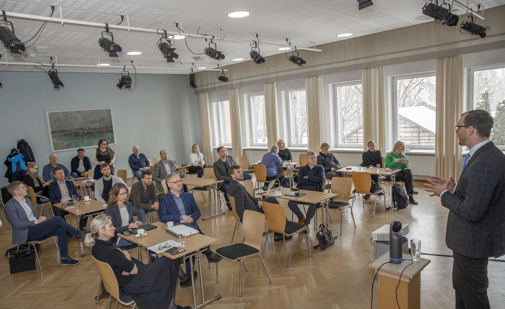 Rait Pihelgas soovitas Võrumaa omavalitsustel tulla MTÜ Eesti Jäätmehoolduskeskus liikmeks, et arendada kogu Lõuna-Eesti jäätmehooldust tervikuna. FOTO: Aigar Nagel