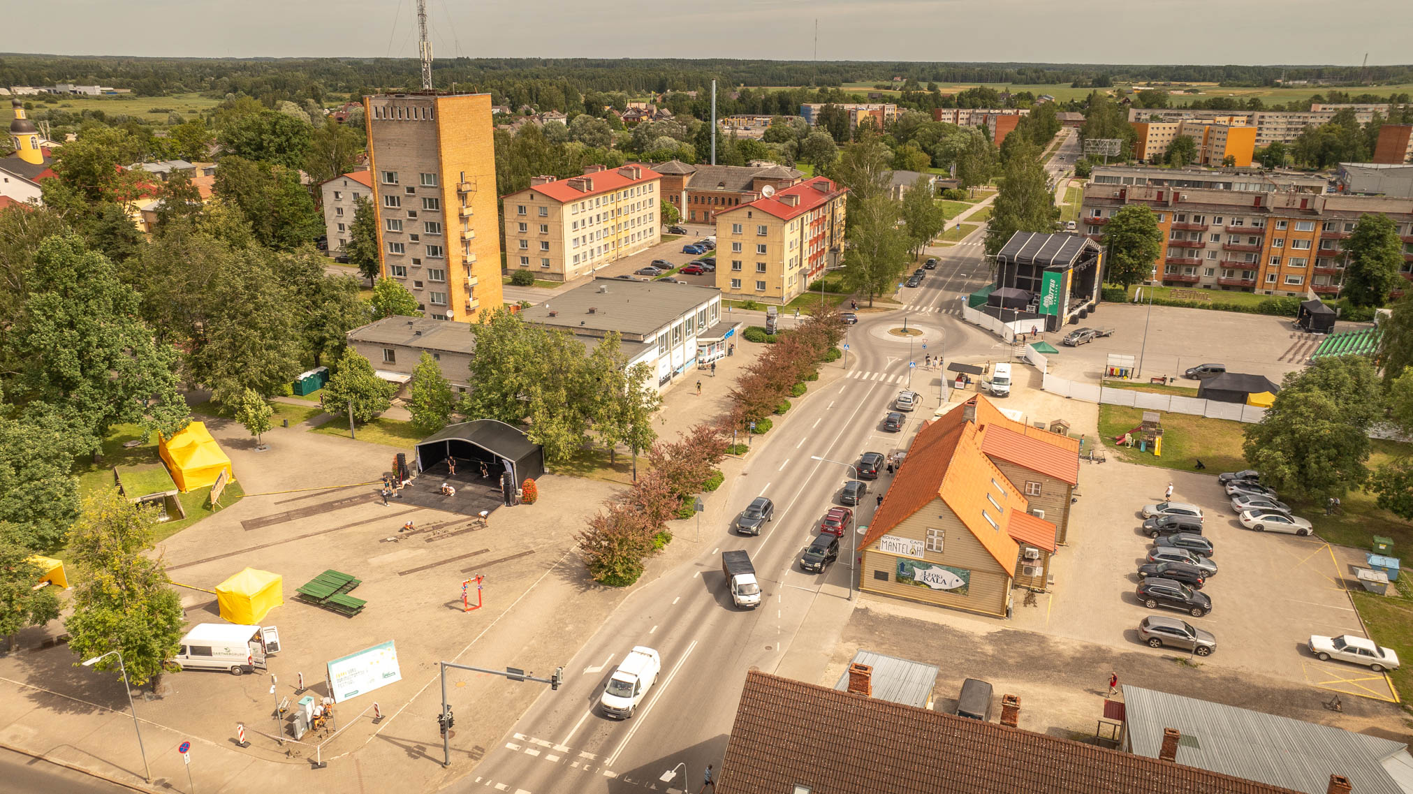 5Miinust ja Puuluup avavad Võru pärimustantsu festivali FOTO: Aigar  Nagel