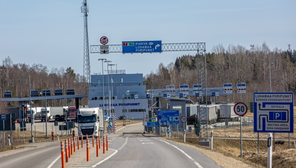 Leht: bussifirma smugeldab Eesti kaudu Venemaale keelatud kaupa