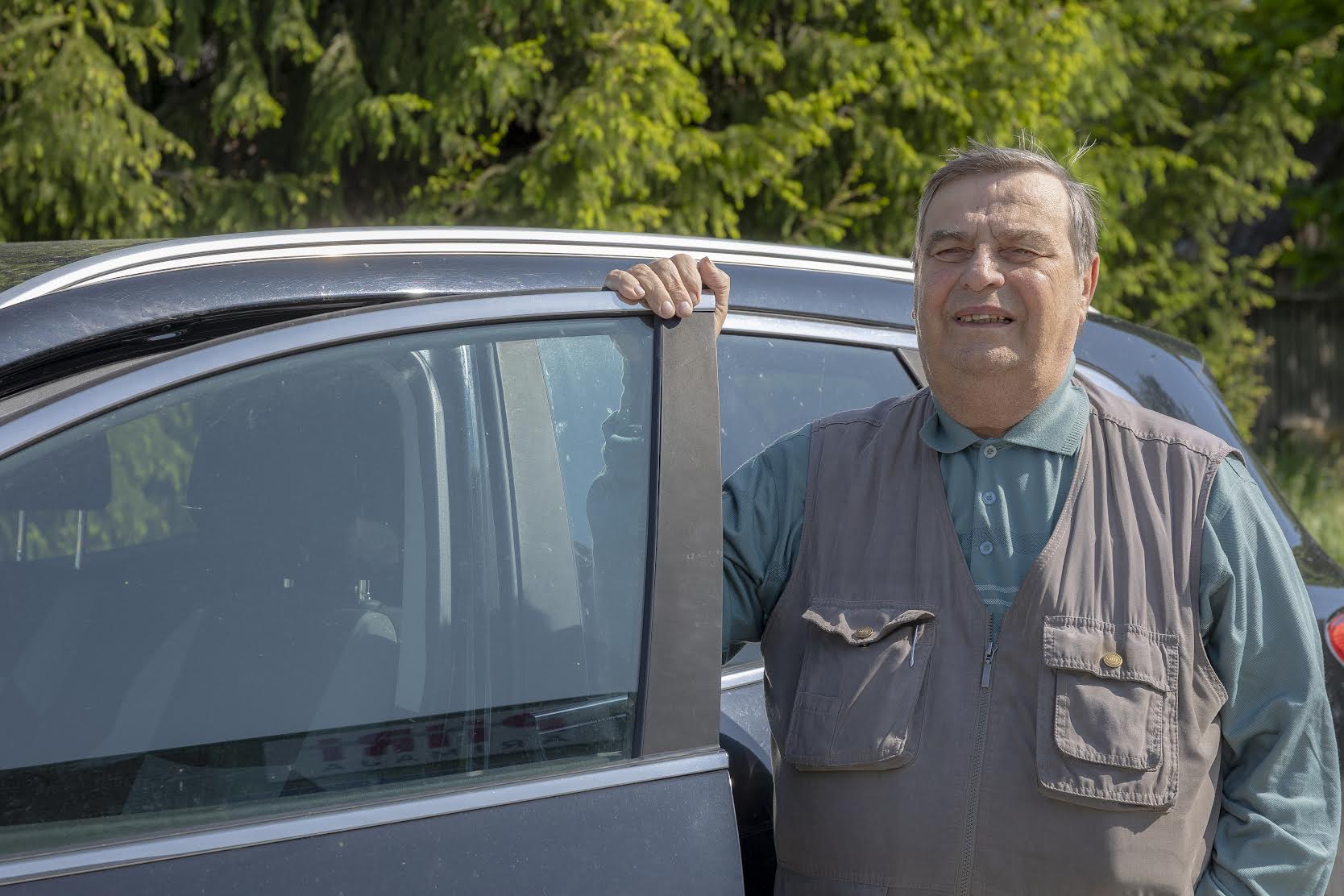Võrumaa usaldusmesinikul Jaan Pitsil on tänavu kaheksa mesilasperet. Tippajal kuulus talle 16 mesilasperet. Foto: Aigar Nagel