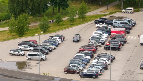Eesti on EL-is eesotsas nii vanade autode kui suurte mootorite poolest
