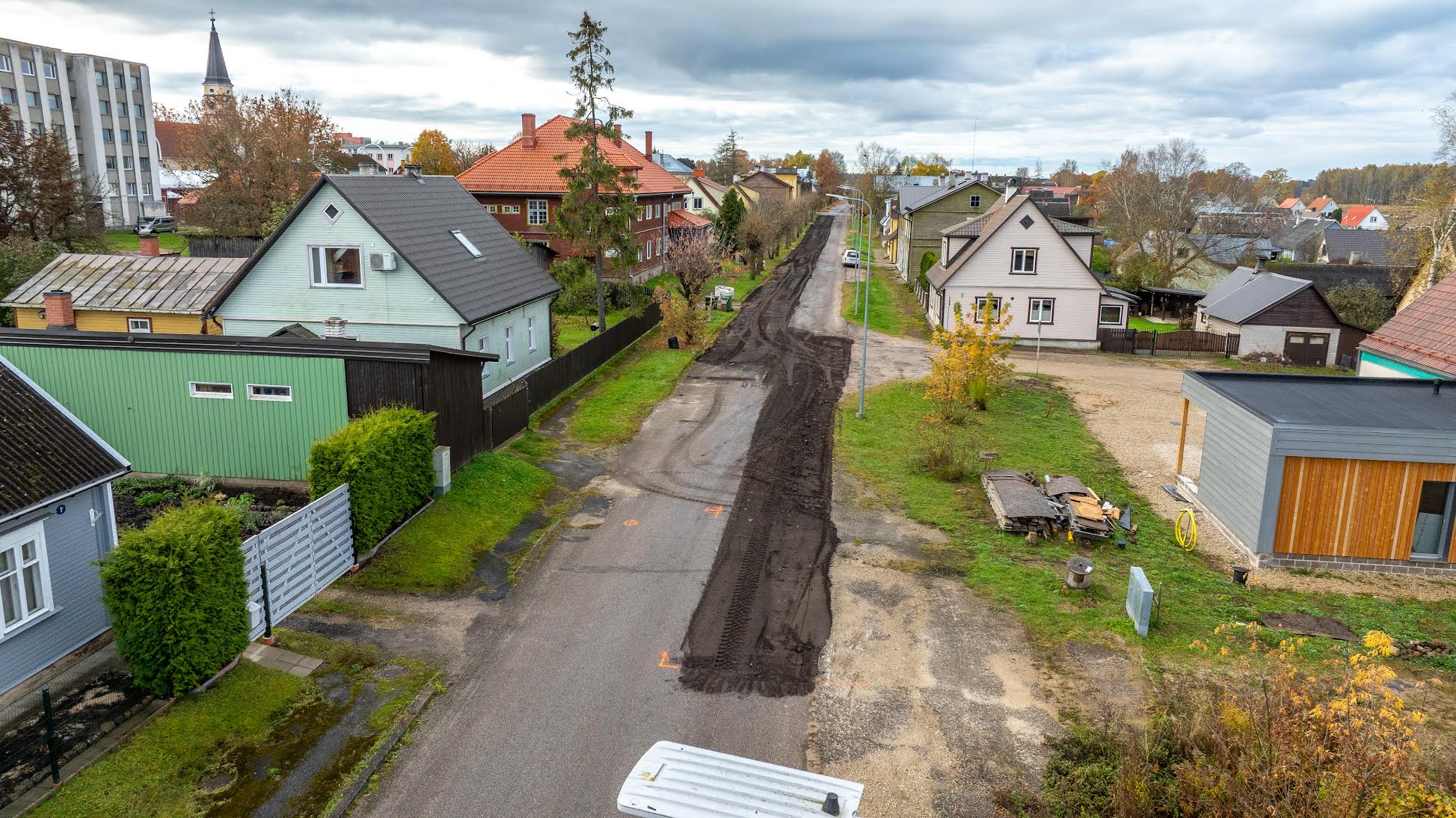 Kauaoodatud Karja tänava rekonstrueerimistööd algasid 20. oktoobril freesimisega. Foto: Aigar Nagel