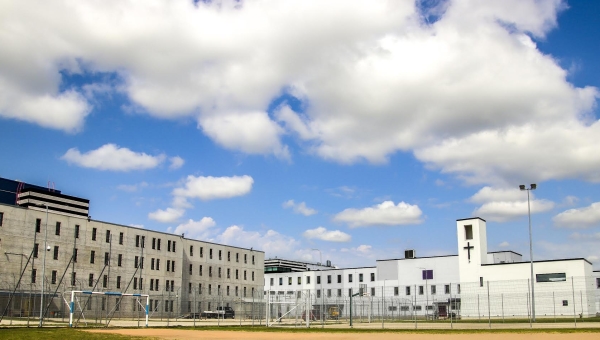 Suitsetamiskeelu vaidlustanud vangid võitsid Eesti riiki