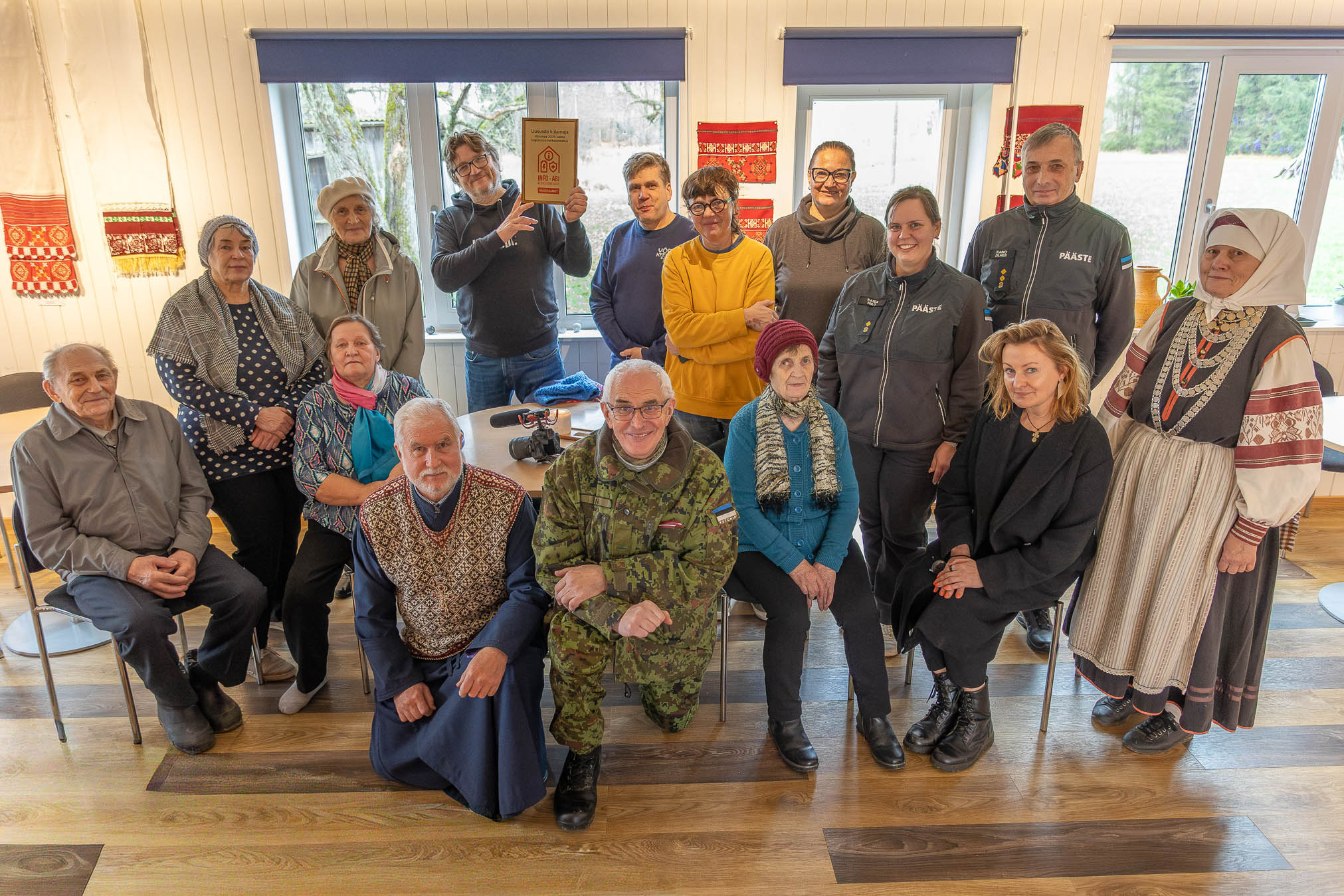 11. novembril anti Uusvada külakeskuses üle päästeameti auhind parima kerksuskeskuse eest. Nahtsipäivast ja tunnustuse üleandmisest oli osa tulnud saama arvestatav rahvahulk.