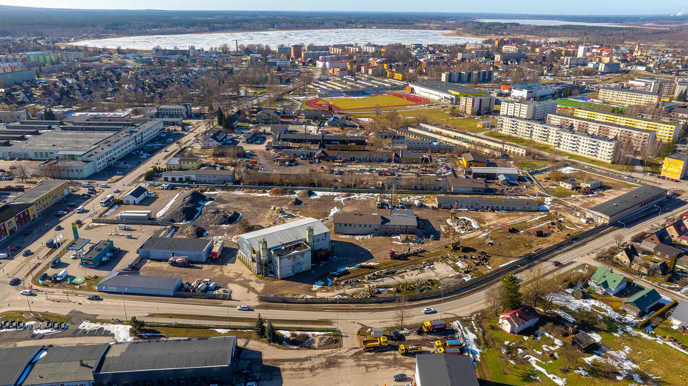 Räpina maantee ääres asuv üle kolme hektari suur kinnistu on perspektiivikas paik elamutele ning äripindadele. Foto: AIGAR NAGEL