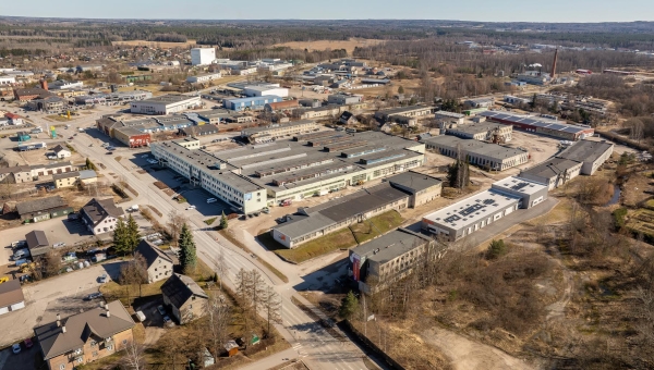 Päästeameti praeguse info kohaselt on Võrumaal ligi 40 suuremat büroohoonet ning umbes 130 tööstus- ja laohoonet. Tänavu on kavas selle info kontrollimine ja tegelikkusega vastavusse viimine. Foto: AIGAR NAGEL