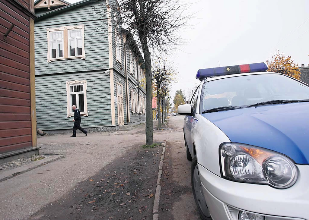 Võru politseinikel tuleb ilmselt veel aastaid praegustes oludes töötada. FOTO: VT