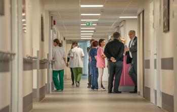Louna-Eesti-haigla-avas-uuenenud-kirurgiaosakonna-FOTO-Aigar-Nagel-48