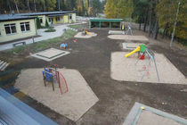 Vaade lasteaia  mänguväljakutele. Foto: Võrumaa Teataja